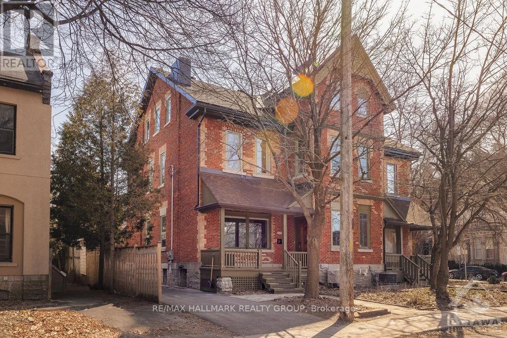 252 Daly Avenue